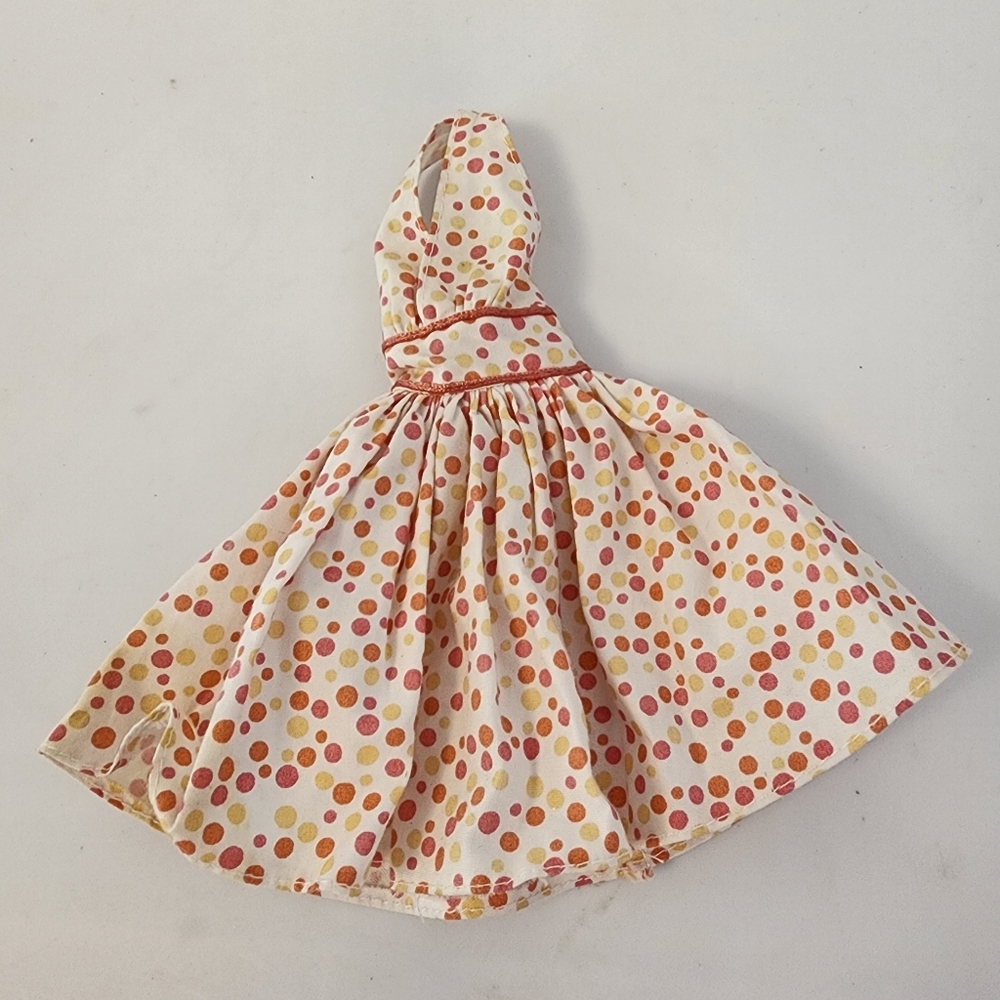2004 Barbie Fashion Fever Teresa Polka Dot Dress